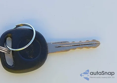 2003 Chevrolet Silverado 2500Hd Ls from USA, damaged, VIN 1GCHC23G03F149878